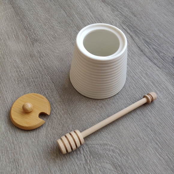 White Decorative Honey Pot with Wooden Dipper and Lid - Picture 3 of 10